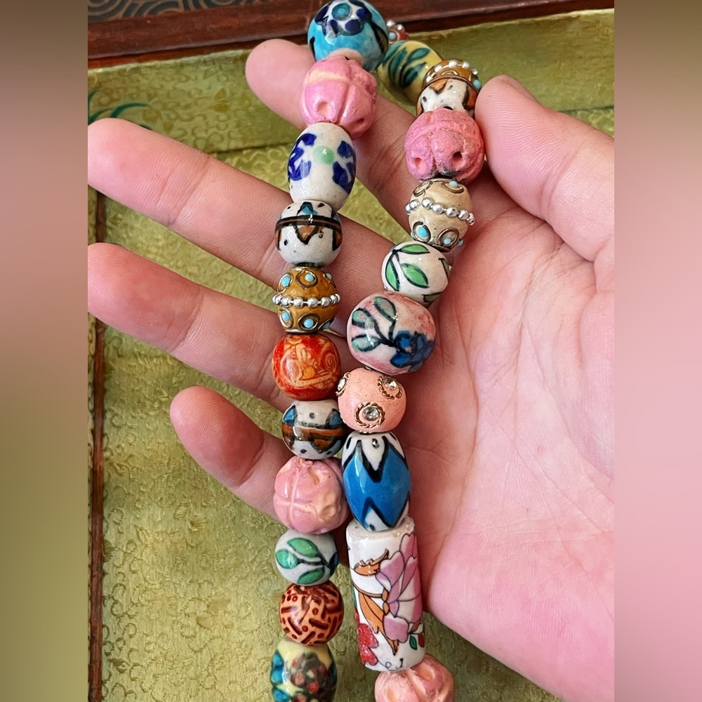 Vintage Handcrafted Chinese Porcelain Bead Necklace Ceramic Enamel Floral - Picture 6 of 12